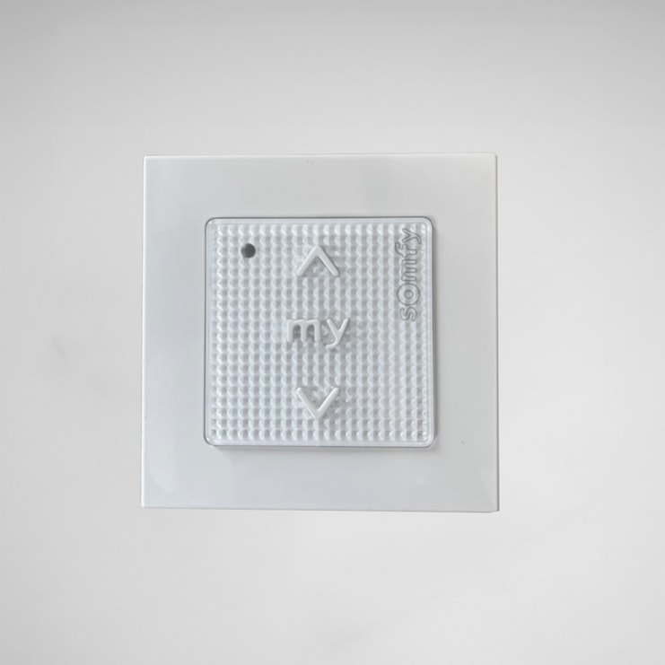 Single Channel Smoove 1 RTS White Wall Switch