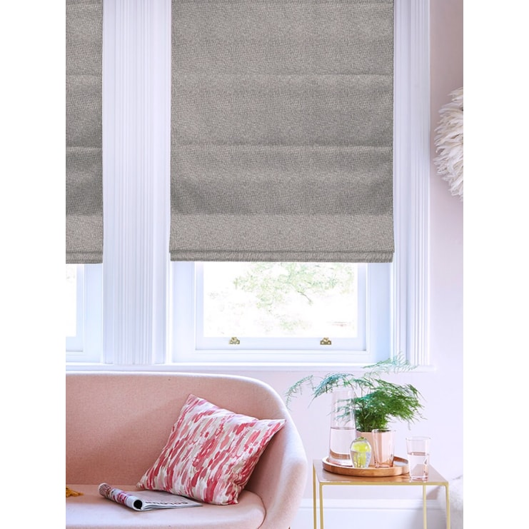 Hampton Castle Blackout Electric Roman Blind