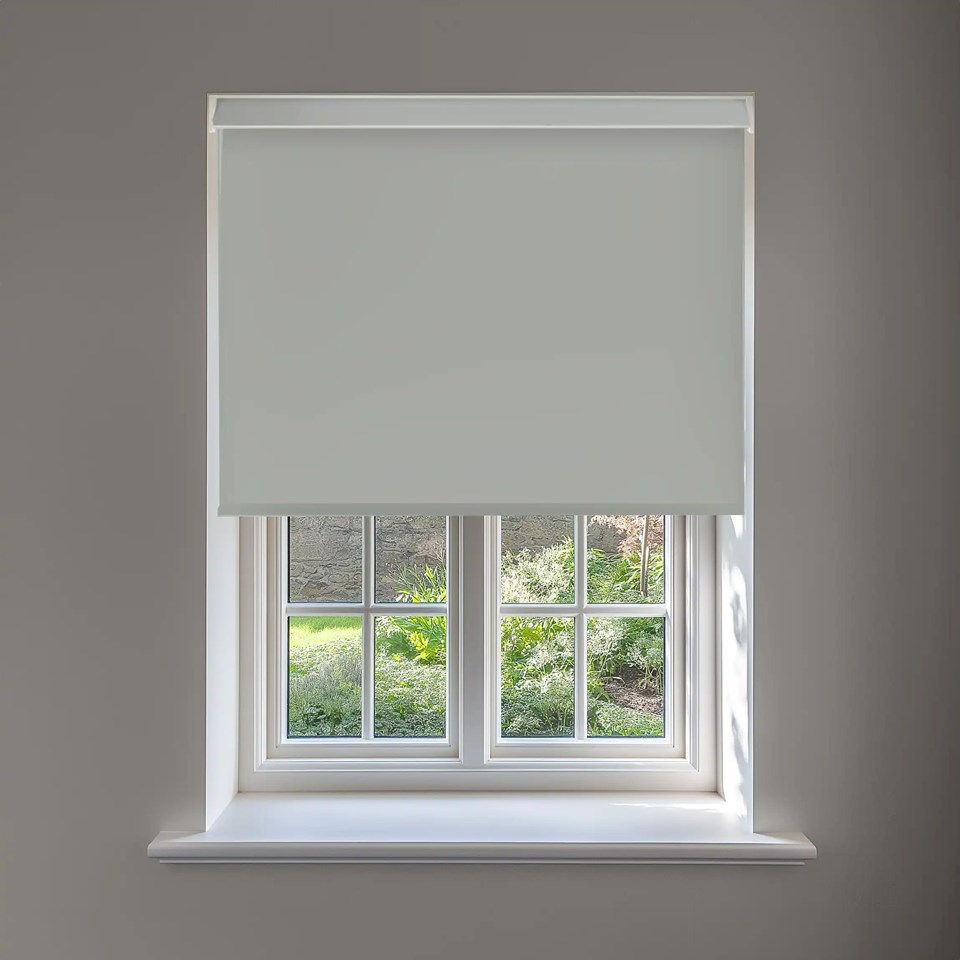 Dewy Grey Daylight No Drill Electric Roller Blind