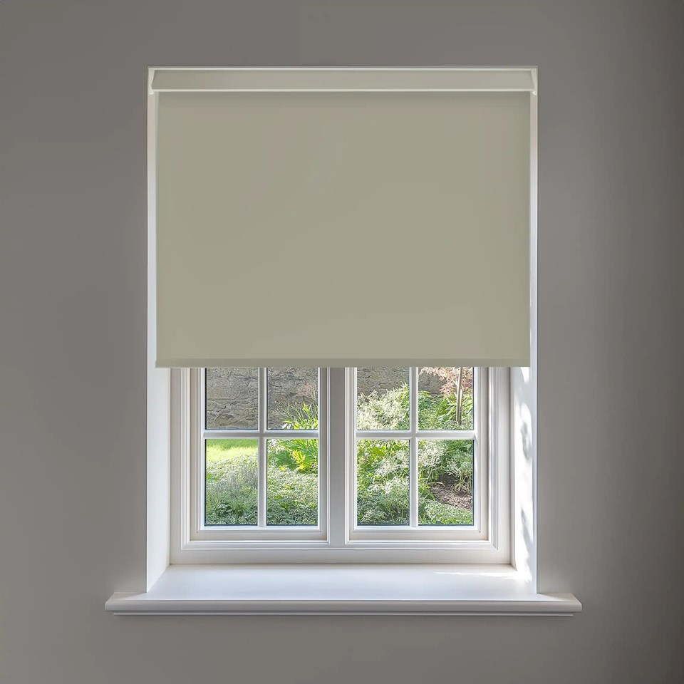 Drizzle Grey Daylight No Drill Electric Roller Blind