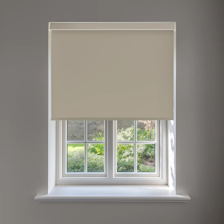 Rockery Daylight No Drill Electric Roller Blind